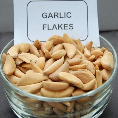 Manufacturer & Supplier of Dehydrated Garlic Flakes