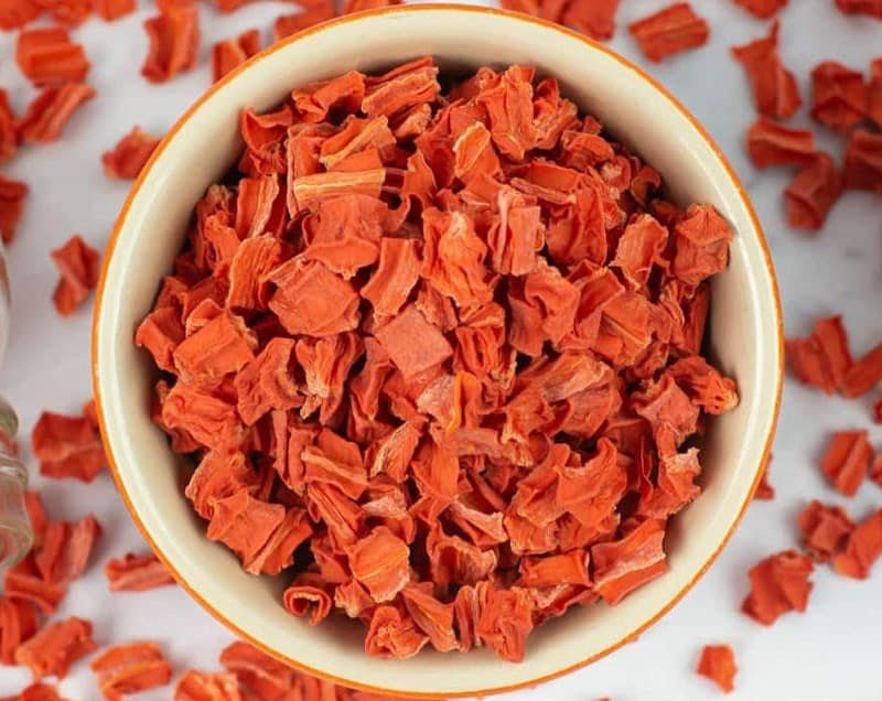 Manufacturer & Supplier of Dehydrated Carrot Flakes